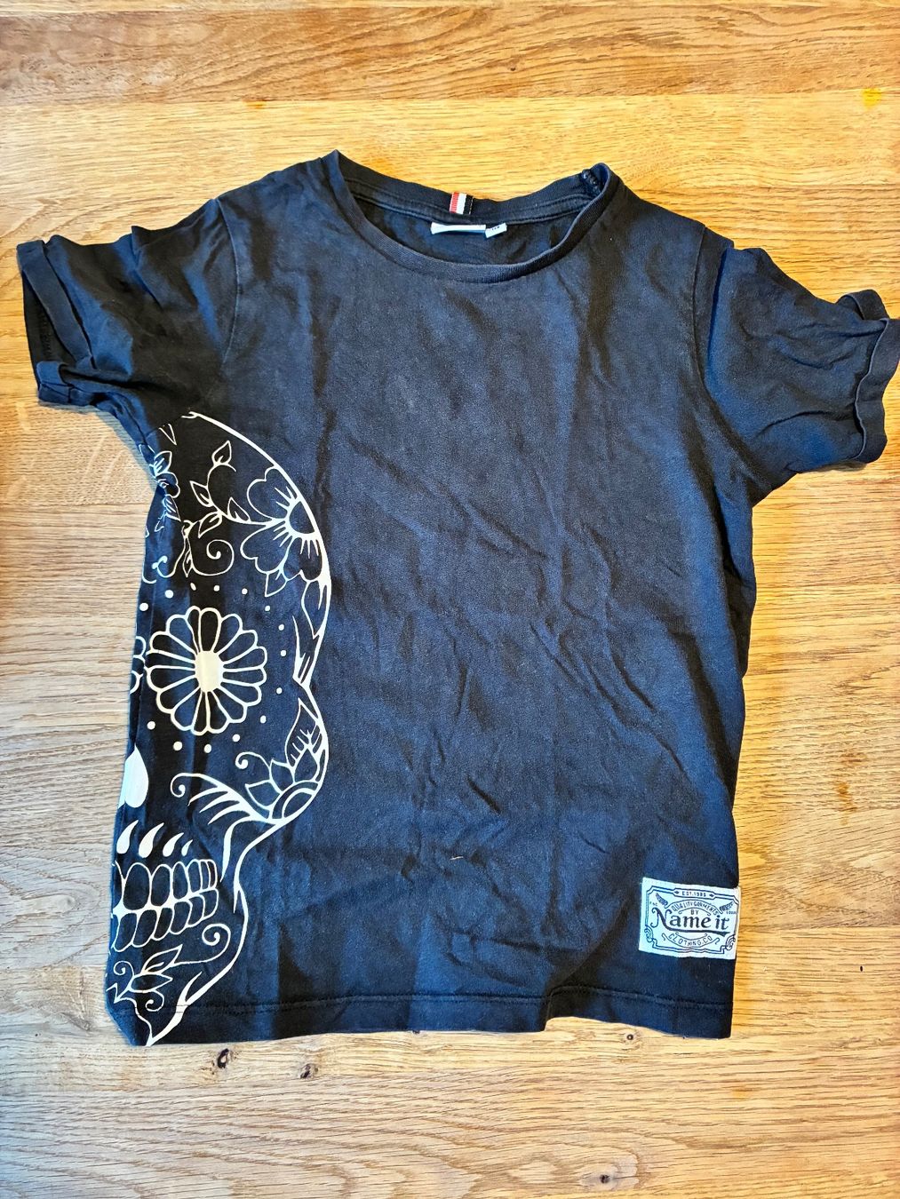 T-Shirts: Supercooles T-Shirt 122 – Gebraucht aus Bern von avaroo