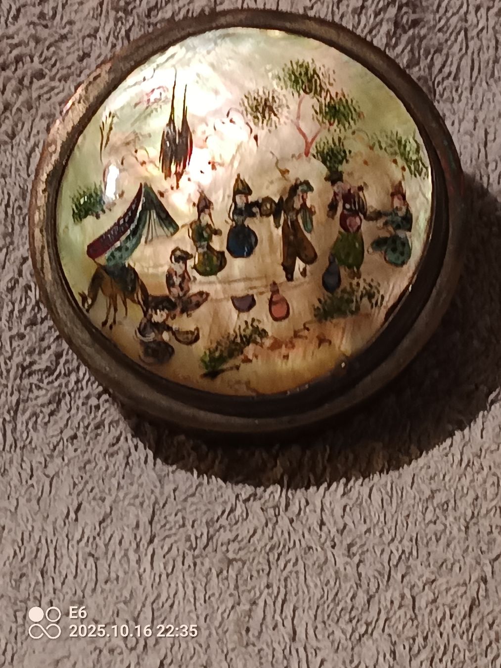 Alle Dekorationen: Doesli aus Messing – Gebraucht aus Zürich von Mitzi6 2