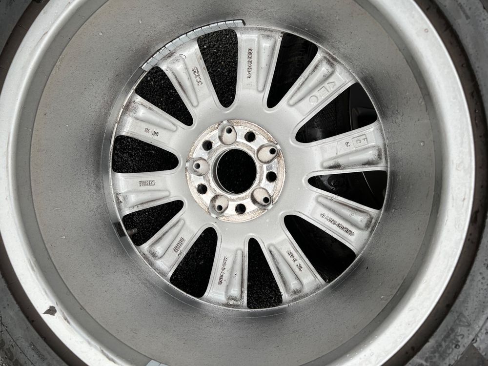 Original Mercedes Kompletträder 235/55R19 | Kaufen auf Ricardo