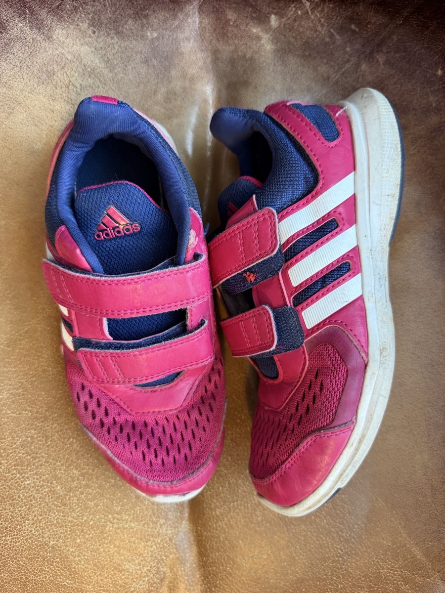 Adidas Scarpe per ragazzi: Adidas Sneakers Turnschuhe  – Usato da Obfelden venduto da tan_9lj9 2