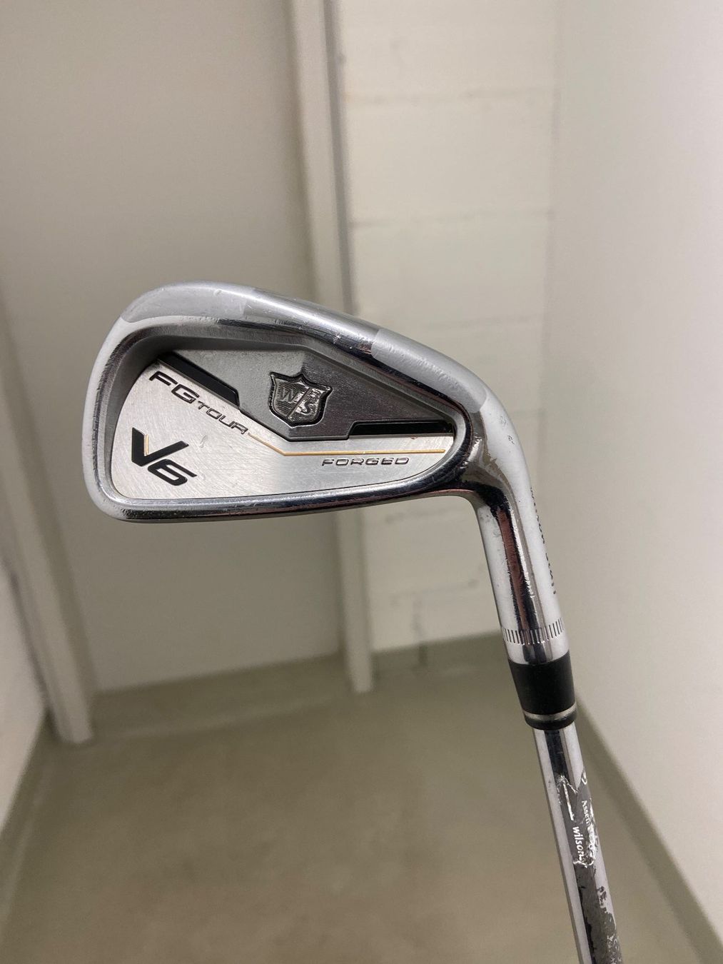 Wilson Schläger & Sets: Wilson Stuff Golf - Blade V6 FG Tour - Eisen 5 - RH – Gebraucht aus Frauenfeld von golfdude