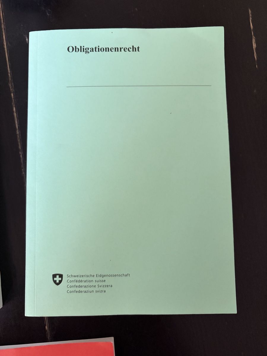 Livres: Aktuelle Gesetzesbücher – D'occasion à Grünenmatt par Hexenzauber 2