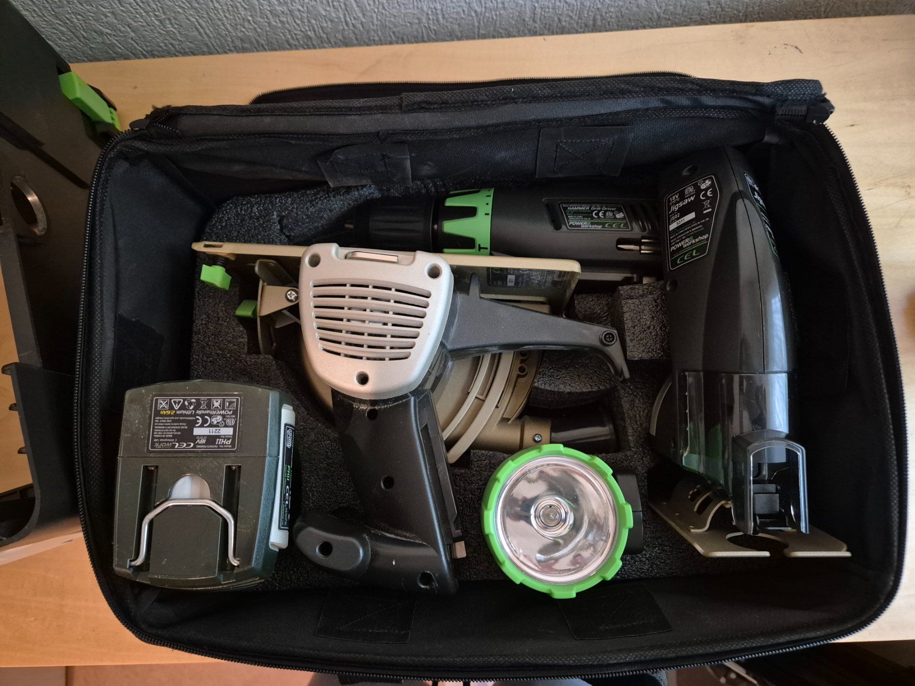 Alle Werkzeuge: POWER8 WORKSHOP - OUTILS MULTIFONCTION – Gebraucht aus St-Imier von Psaturnin 6