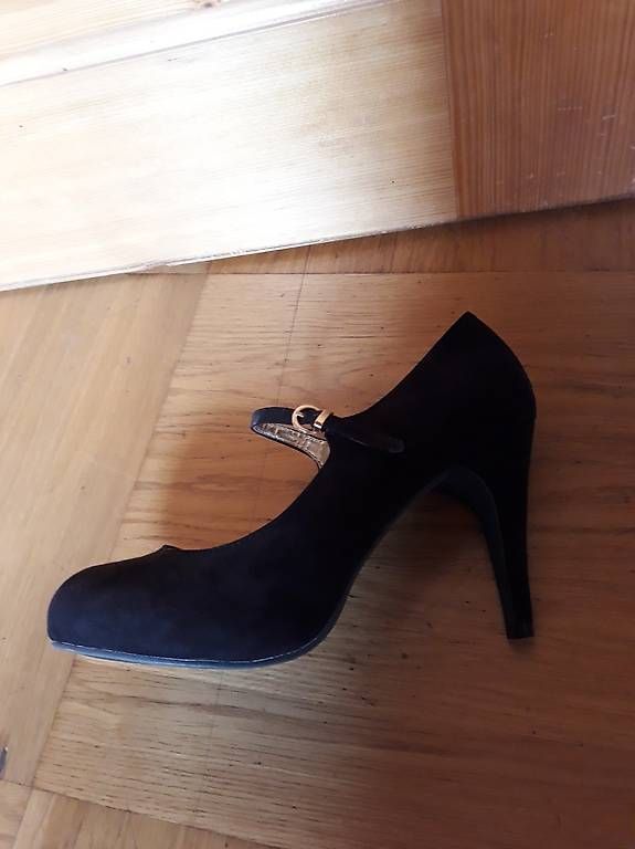 Damenschuhe: Schwarze Pumps Gr. 39 – Gebraucht aus Herisau von nef_nq6c 2