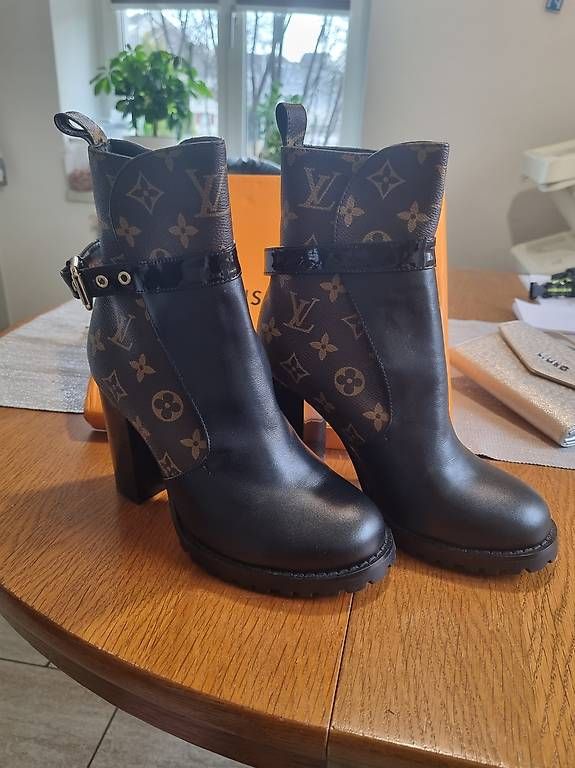 Scarpe da donna: Stiefel – Usato da St. Margarethen TG venduto da jda_95gd