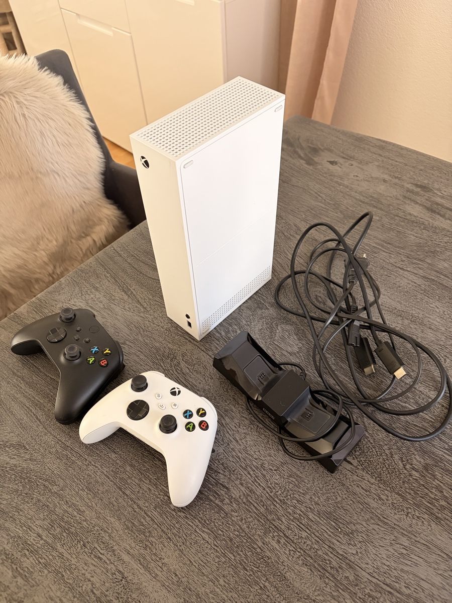 Microsoft Consoles: XBOX Series S – D'occasion à Tagelswangen par Wiedmi11 3