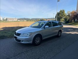Škoda Octavia Combi 1.6 TDI DSG – MFK 2026, servicegepflegt