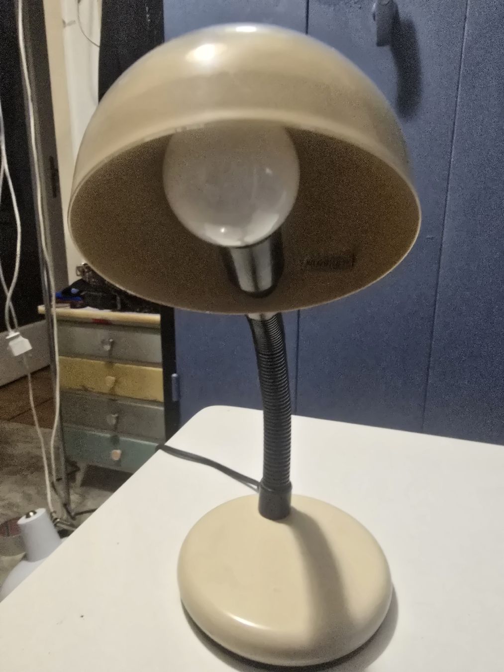 Lampade: kleine vintage Tischlampe – Usato da Biel/Bienne venduto da alexriveros2 2