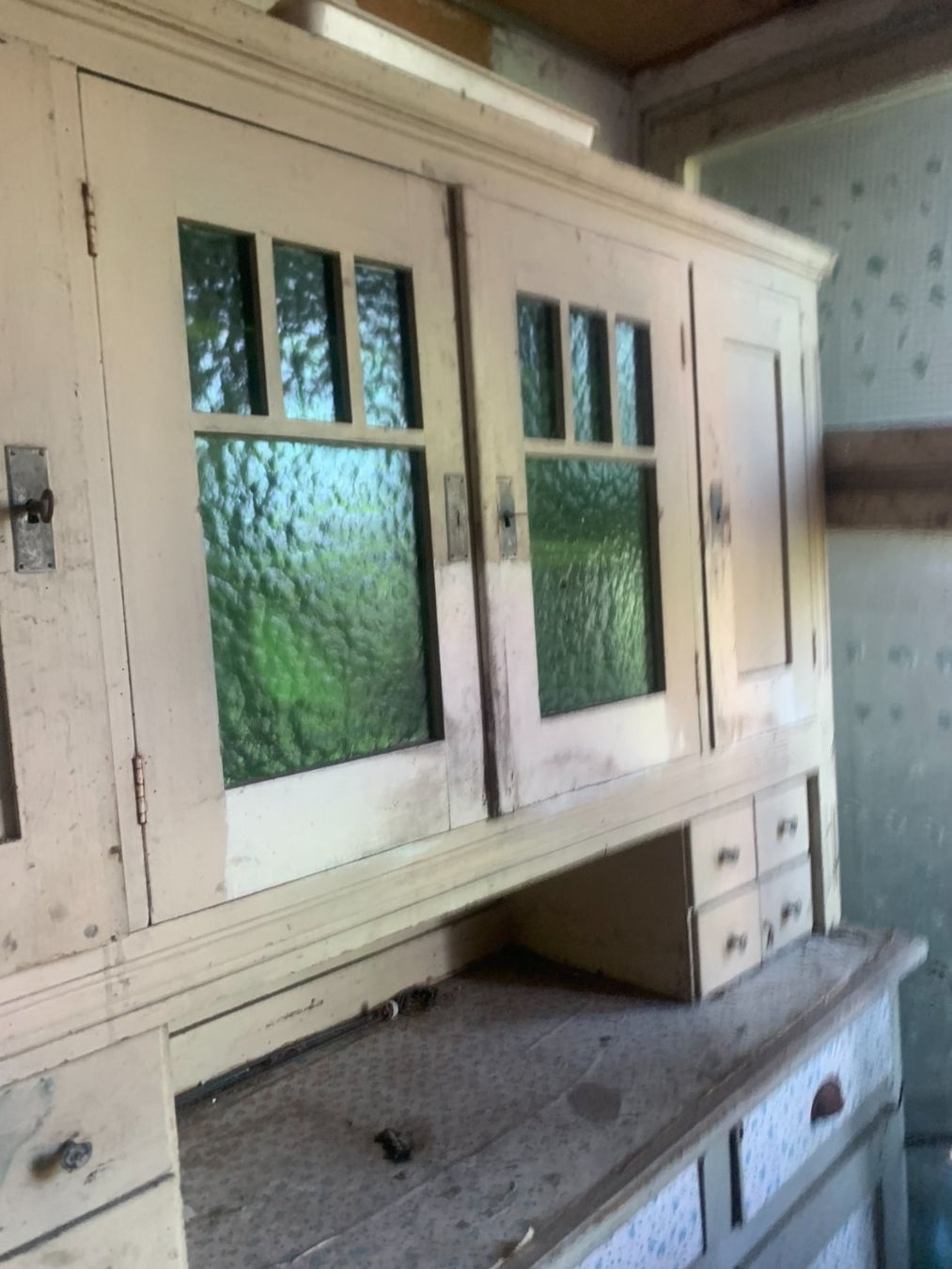 Armadi: Alter antiker Schrank – Usato da Buttwil venduto da obelix-idefix 2