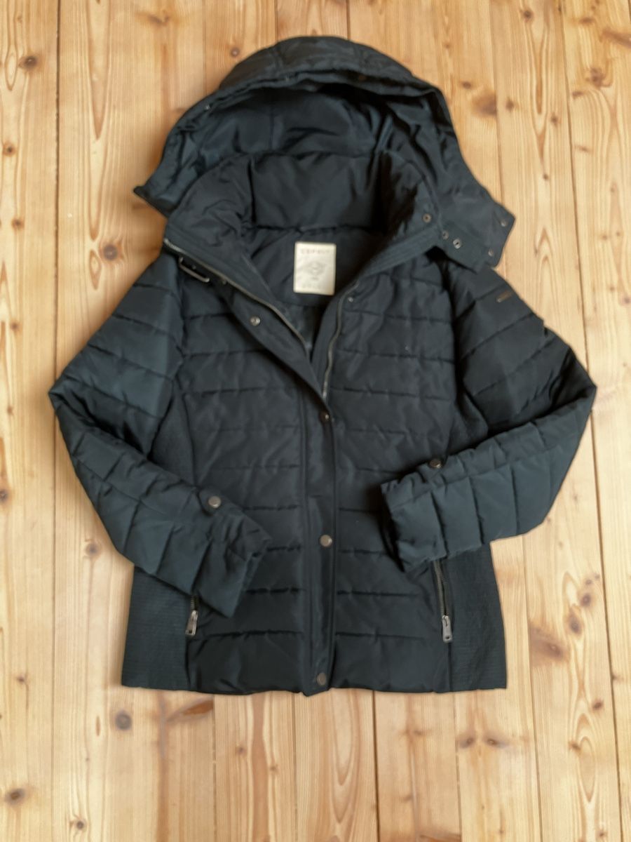 Esprit Giacche: Dunkelgrüne Winterjacke von Esprit – Usato da Neuhausen am Rheinfall venduto da Mimimi_mi