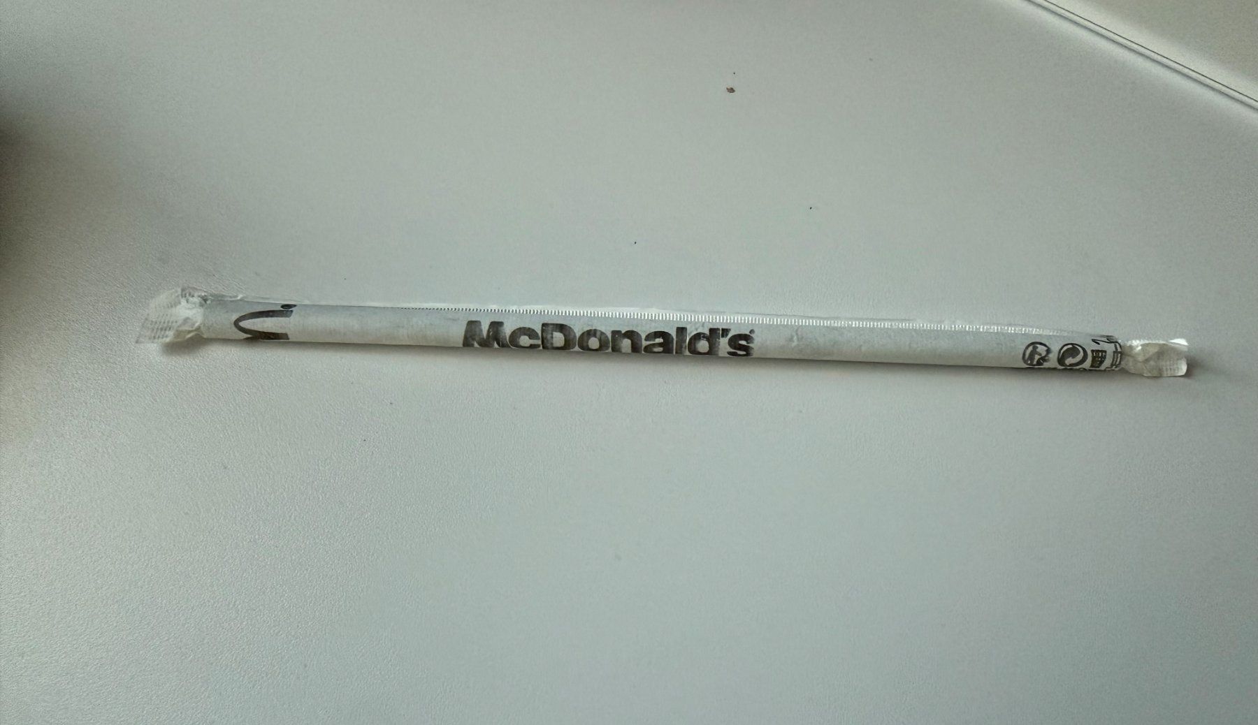 Behälter & Ähnliches: McDonalds Plastik-Strohhalm – Neu und originalverpackt aus Liestal von jus_gv2t