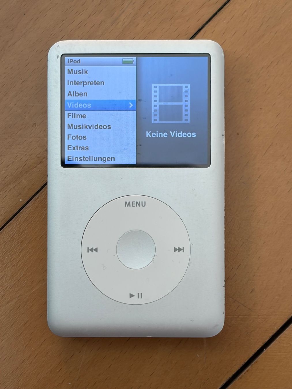 Apple Lettore multimediale portatile: Apple iPod – Usato da Basel venduto da frepet
