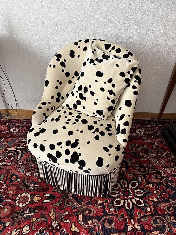 Divani: Kleines Sofa mit Muster – Usato da Léchelles venduto da Ramely17