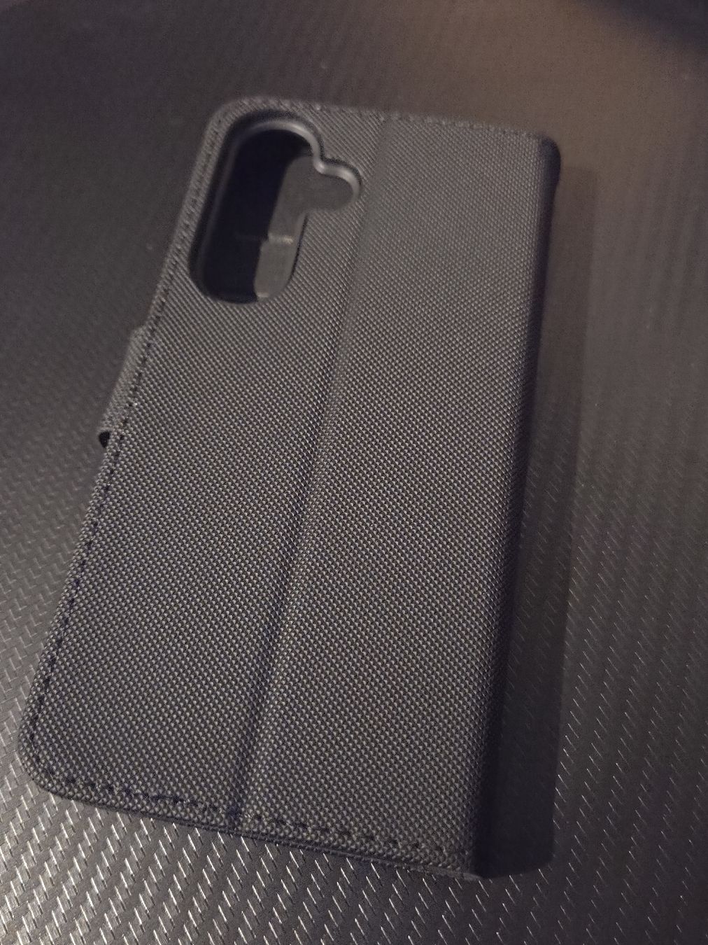 Eiger Cover & Protezioni schermo: Samsung S25+ Klapphülle (EIGER) – Nuovo (secondo la descrizione) da Sissach venduto da Legotechnicfreund 1