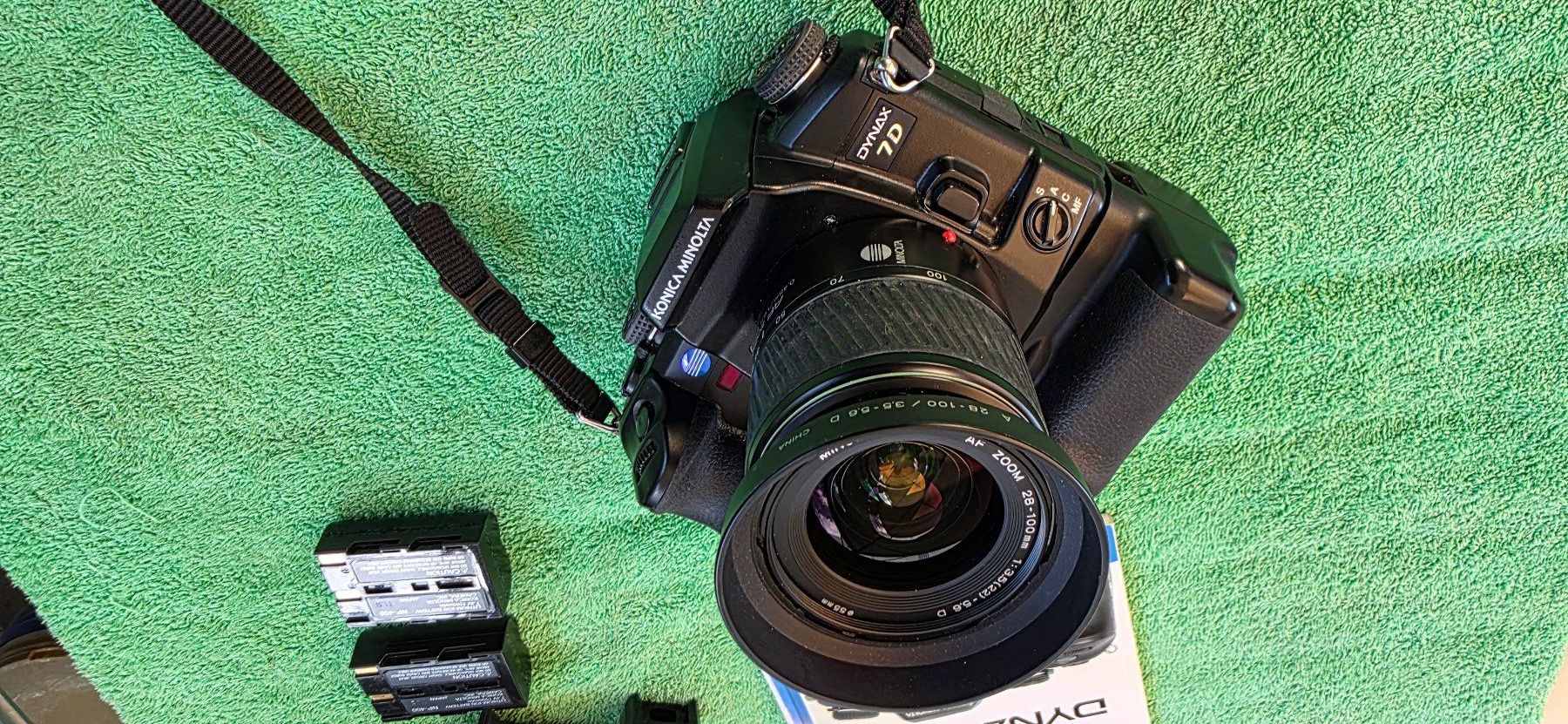 Minolta Fotocamera: Konica Minolta Dynax 7D – Usato da Cugnasco venduto da surfin60 1