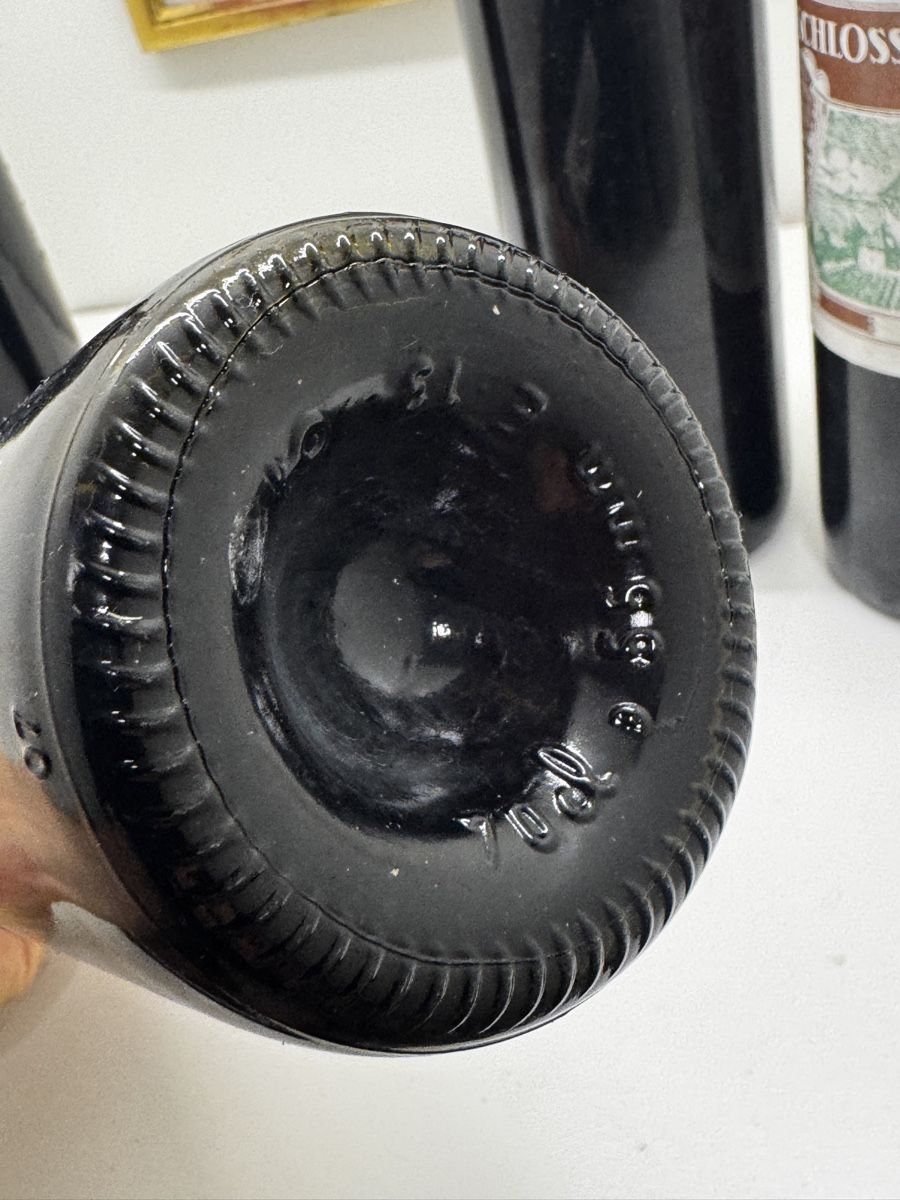 Spirituosen: Rotwein Schloss Girsberg 2012 4 Flaschen – Gebraucht aus Schlieren von Eldi84 2