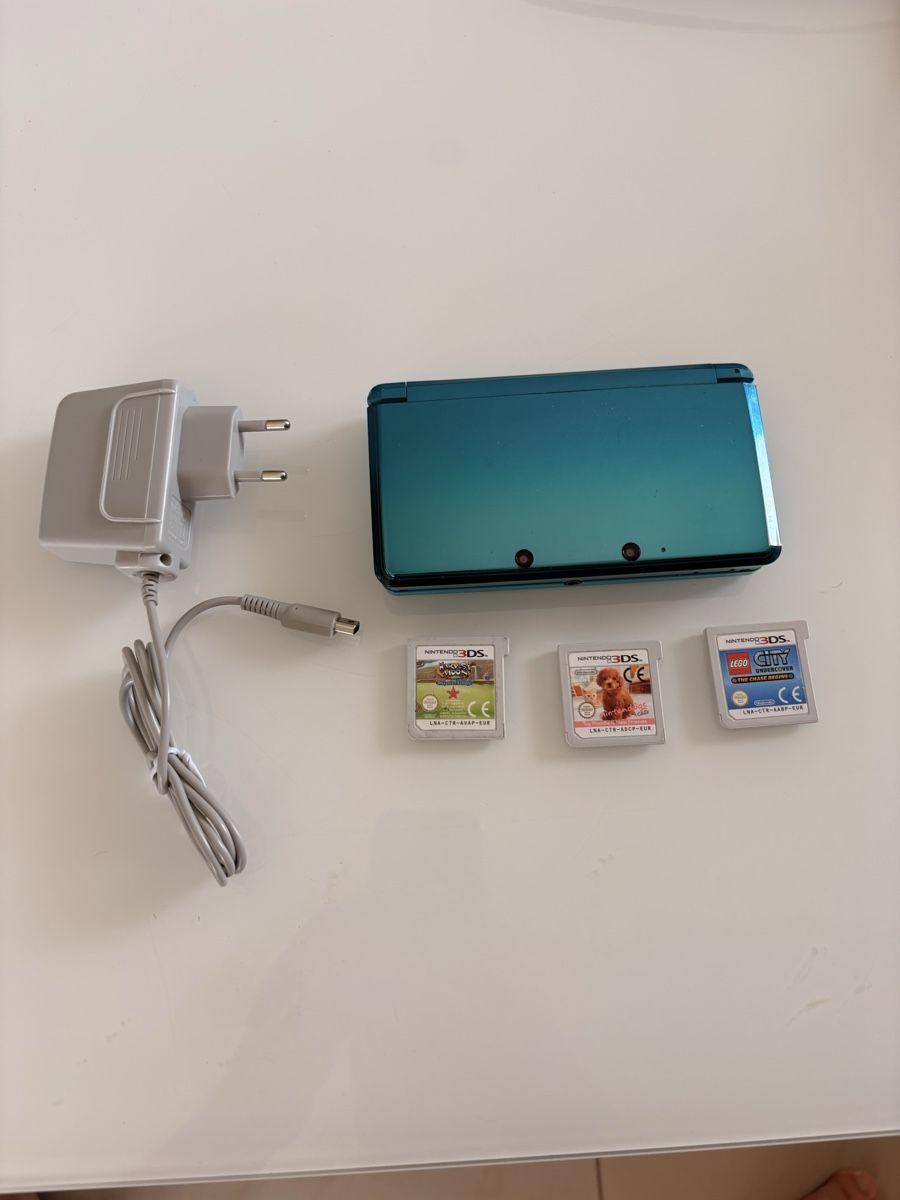 Nintendo Consoles: Nintendo 3ds + 3 jeux + chargeur  – D'occasion à Dompierre FR par PRiT_Madara