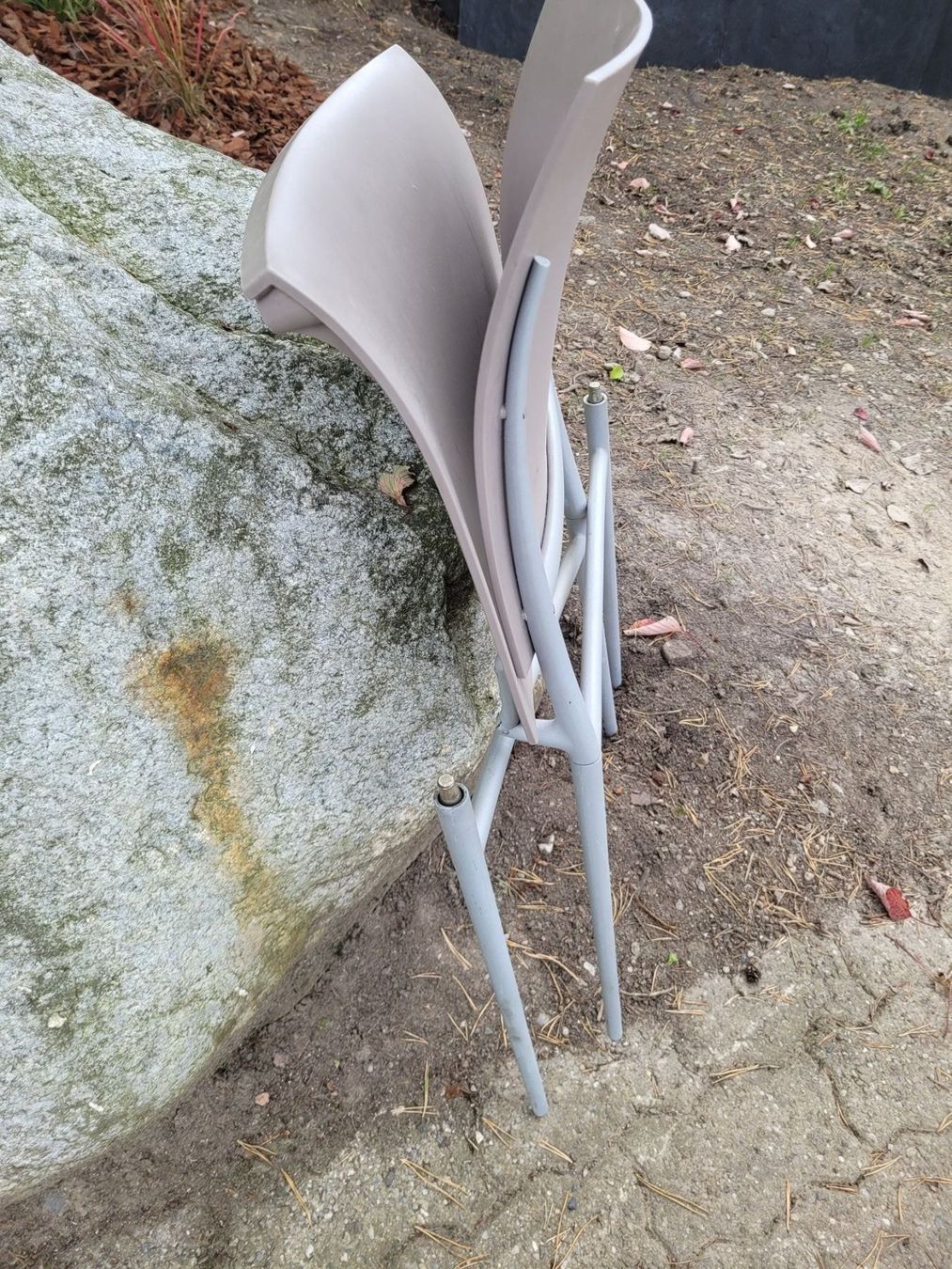 Sedie: Klappstuhl grau Cassina – Usato da Bolligen venduto da sweet_volcano 2