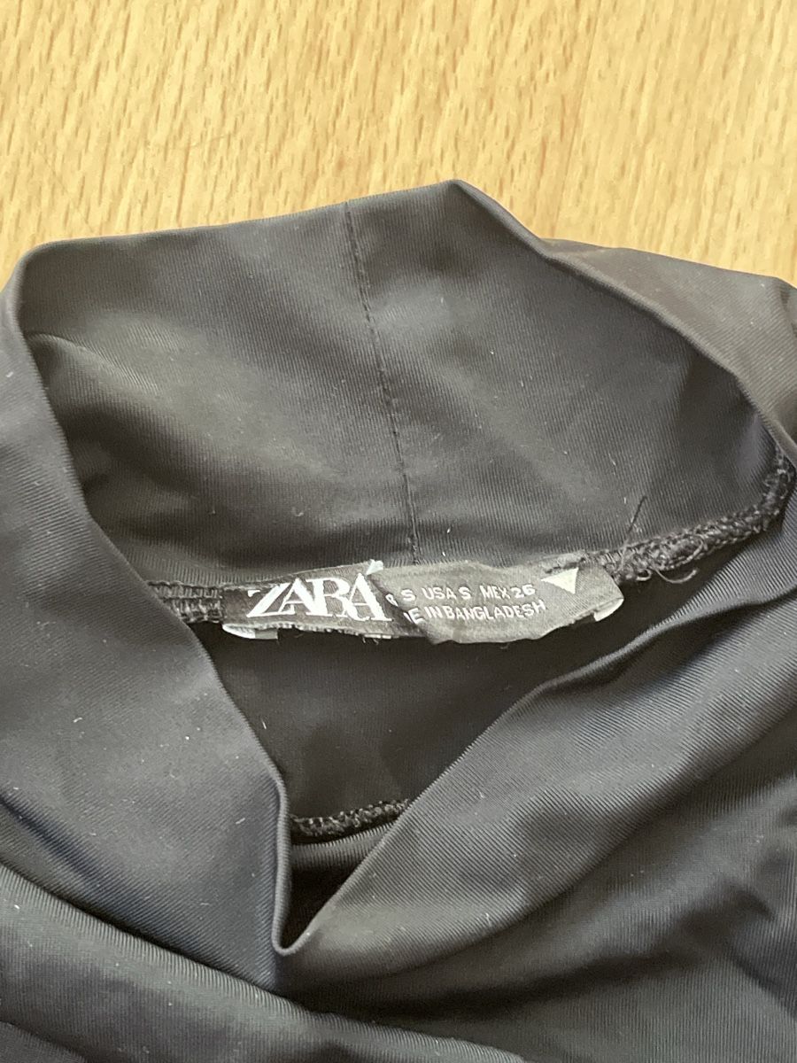 Zara Tops: Zara body schwarz grösse S – D'occasion à Wettingen par ele_n8lj 1