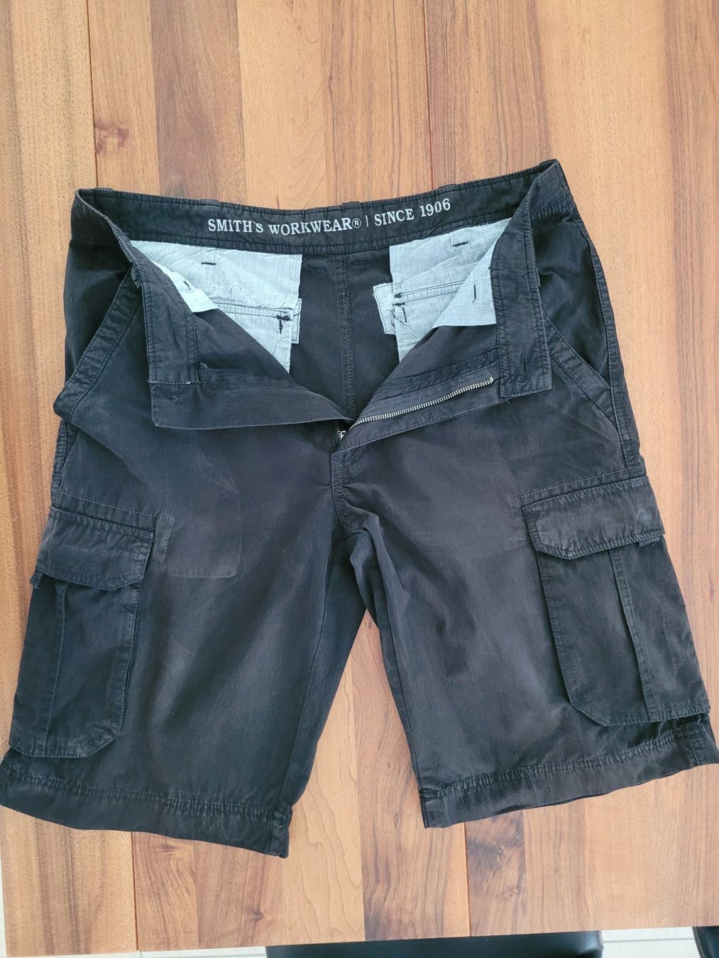 Pantaloni: Herren Worker Freizeit-Short Gr.M – Usato da Birrwil venduto da Mischabel1 3