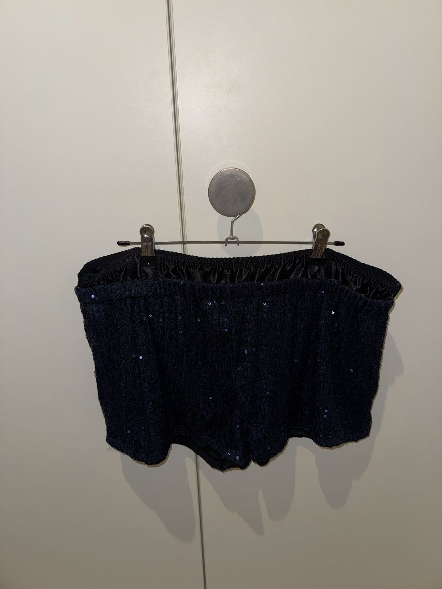 Pull&Bear Pantaloni: Short Pull&Bear bleu marine avec sequins taille L – Nuovo e nell'imballaggio originale da Renens VD venduto da Fleurg10
