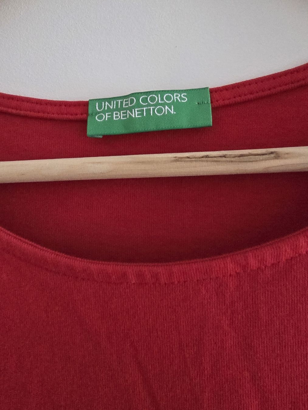 Benetton Vestiti: Benetton robe rouge – Usato da Yverdon-les-Bains venduto da enzine 1