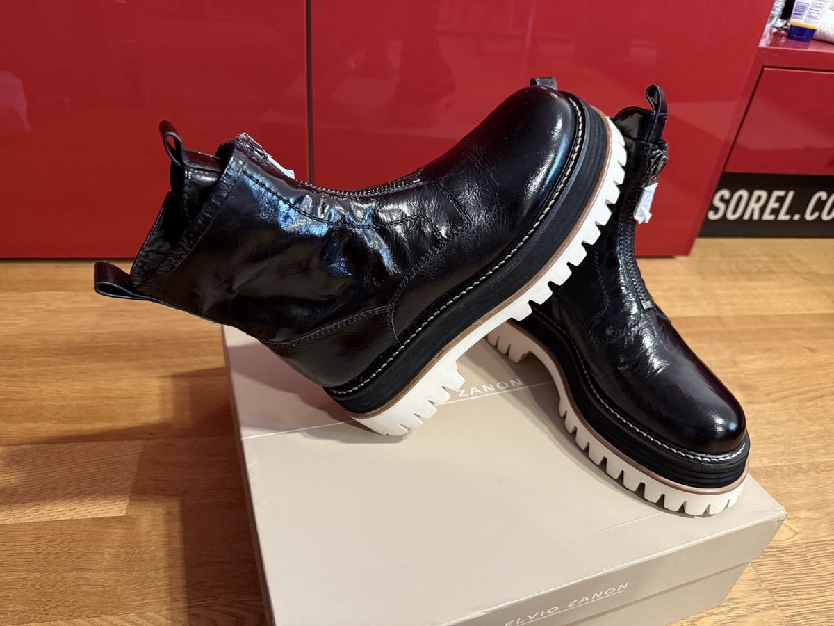 Scarpe da donna: Elvio Zanon Stiefel, Gr. 38, Neu! – Nuovo e nell'imballaggio originale da Reinach AG venduto da innamac 1