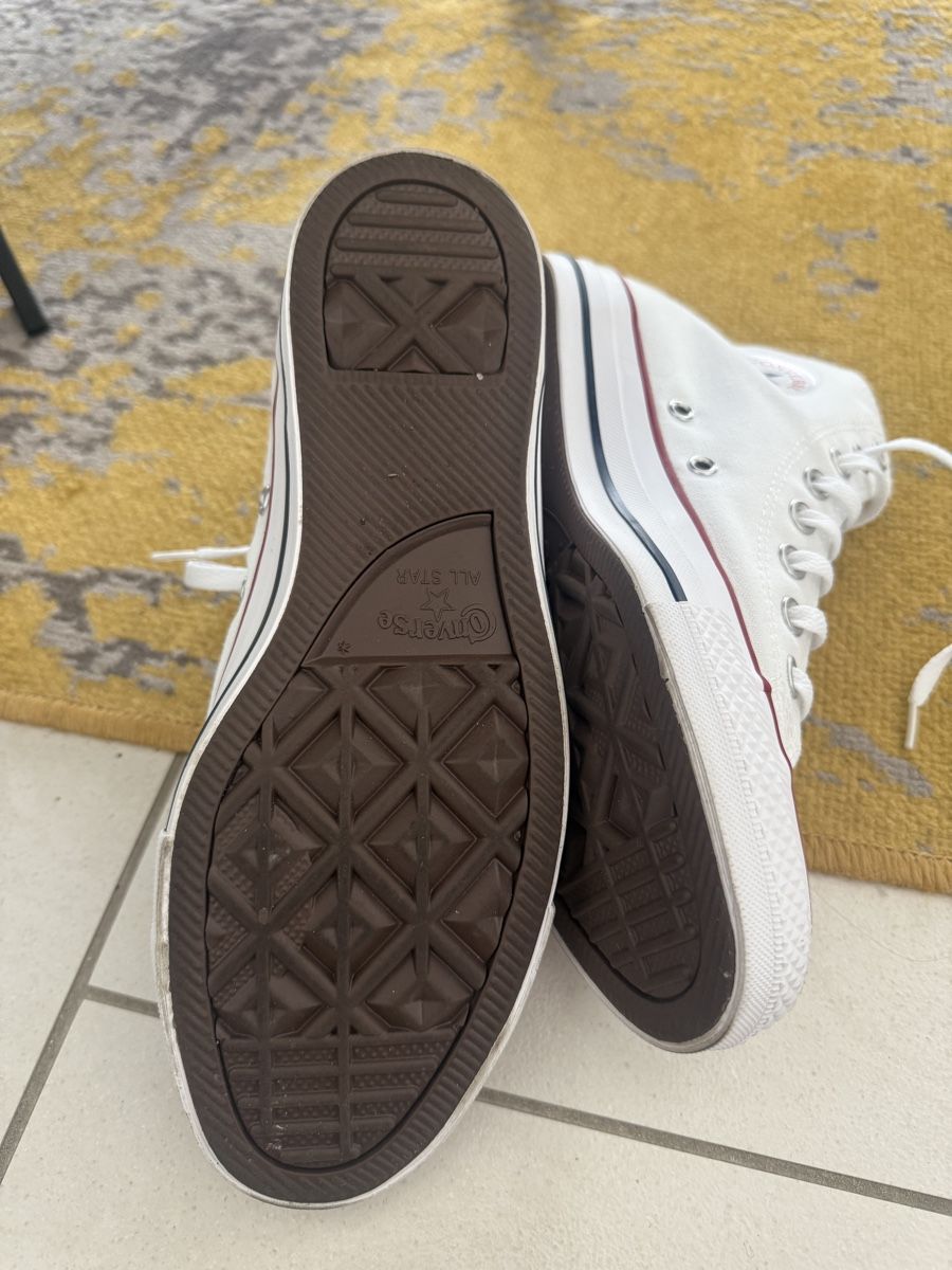 Converse Scarpe da uomo: Converse All Star Chucks, Weiss, Grösse 39.5 – Usato da Hausen AG venduto da don_bs2f 2