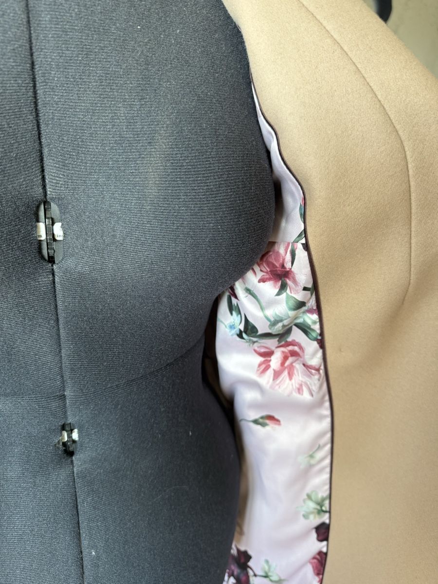 Mäntel: Ted Baker Mantel beige mit Bindegürtel  – Neu (gemäss Beschreibung) aus Dietikon von lui_v6cj 5