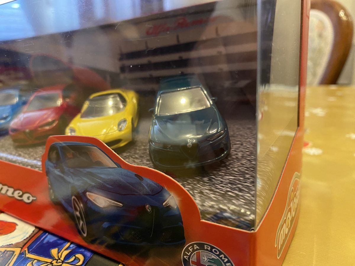 Alfa Romeo Modellini d'auto: Alfa Romeo – Nuovo e nell'imballaggio originale da St. Margrethen SG venduto da Alfista_159 3