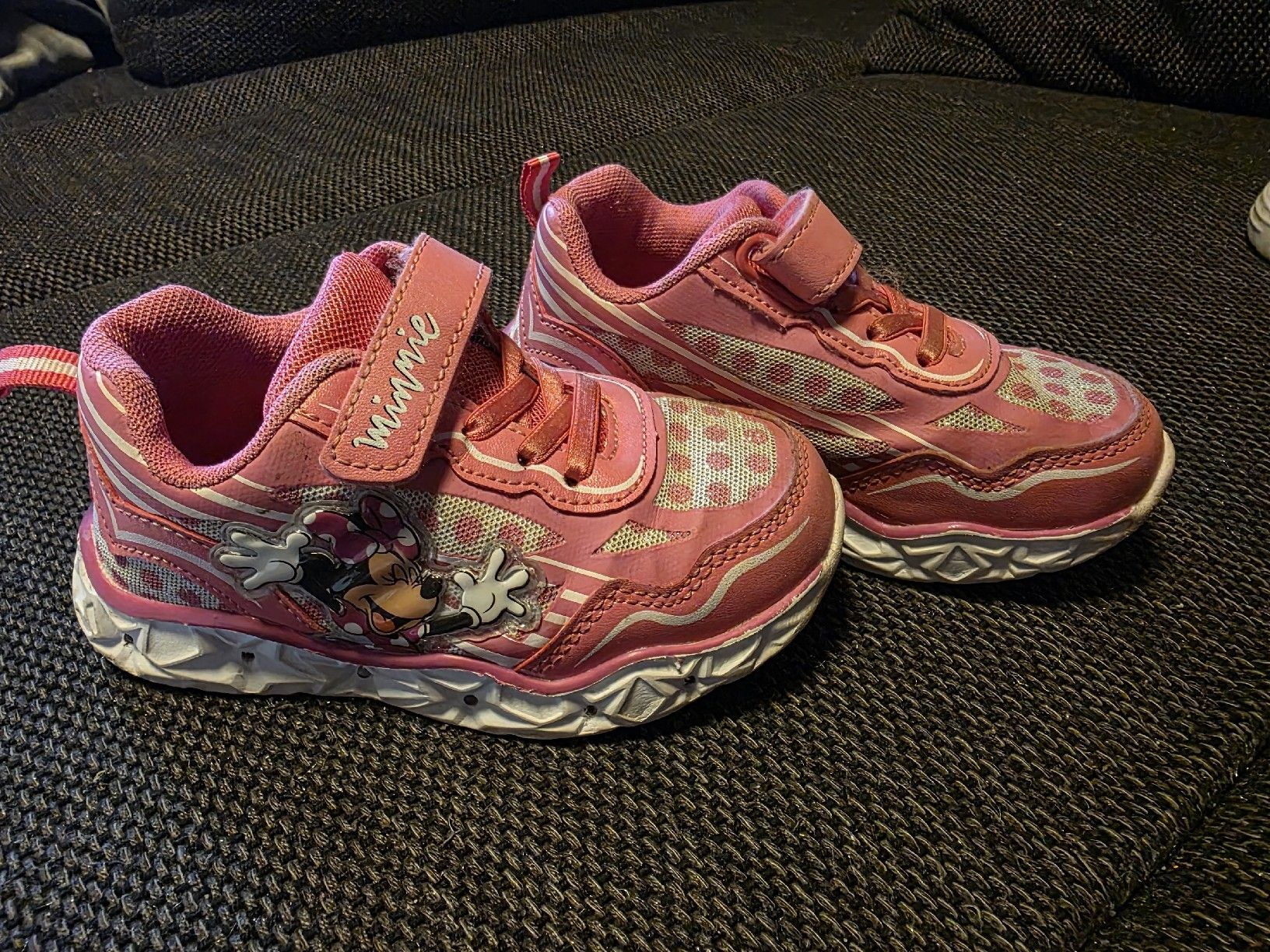 Scarpe per ragazzi: Kinderschuh Gr.25 – Usato da Geltwil venduto da Melly1989