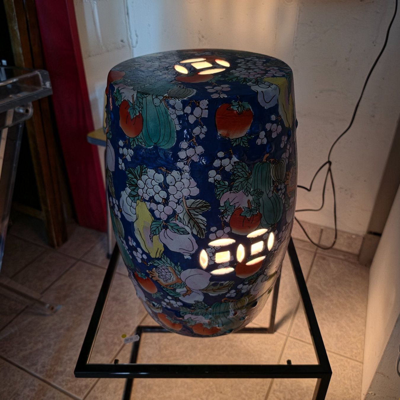 Sgabelli: Chinese Ceramic Garden Stool, Keramik Hocker, Handarbeit – Usato da Nottwil venduto da Wondewa-Shop 1