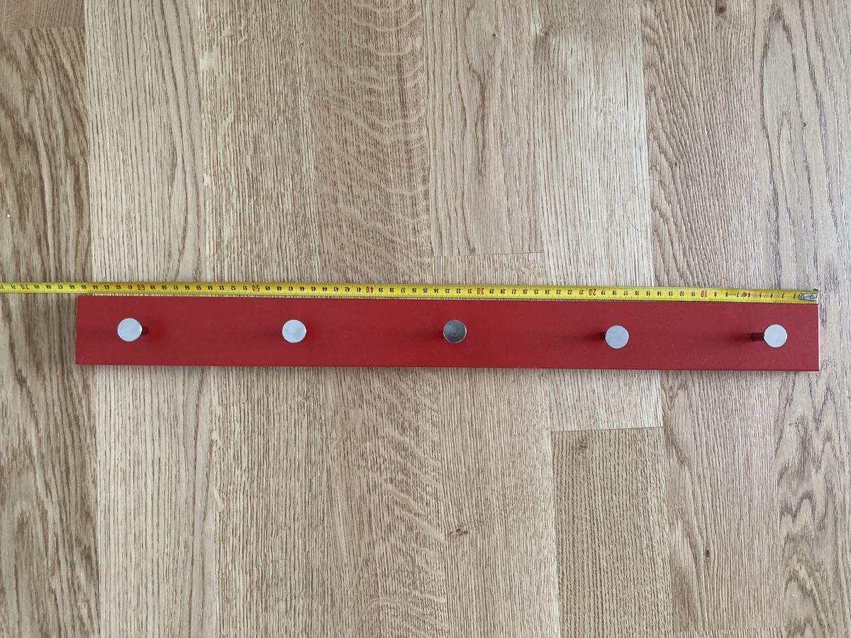 Garderobe: Wandgarderobe rot mit 5 Haken  – Gebraucht aus Zürich von eic_cd8v 2