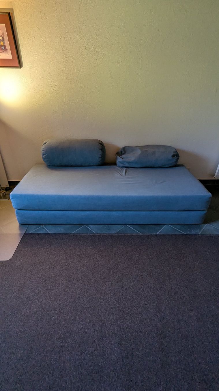 Sofas: Hochwertiges Designer Schlafsofa – Gebraucht aus Davos Platz von Chasand 2