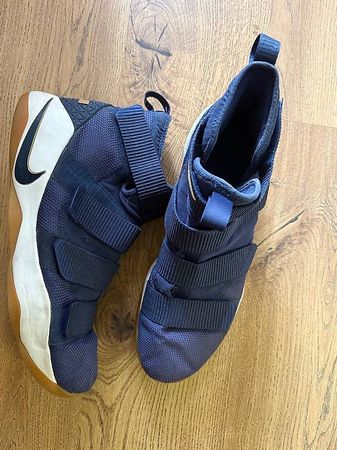 LeBron Soldier 11 Schuhe Gr 50.5