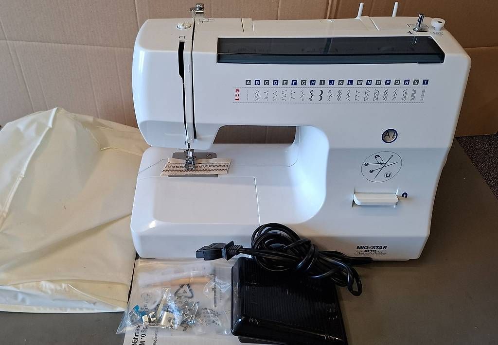 Mio Star Macchine da cucire: Mio-Star Nähmaschine – Usato da Grub SG venduto da mar_2yfd