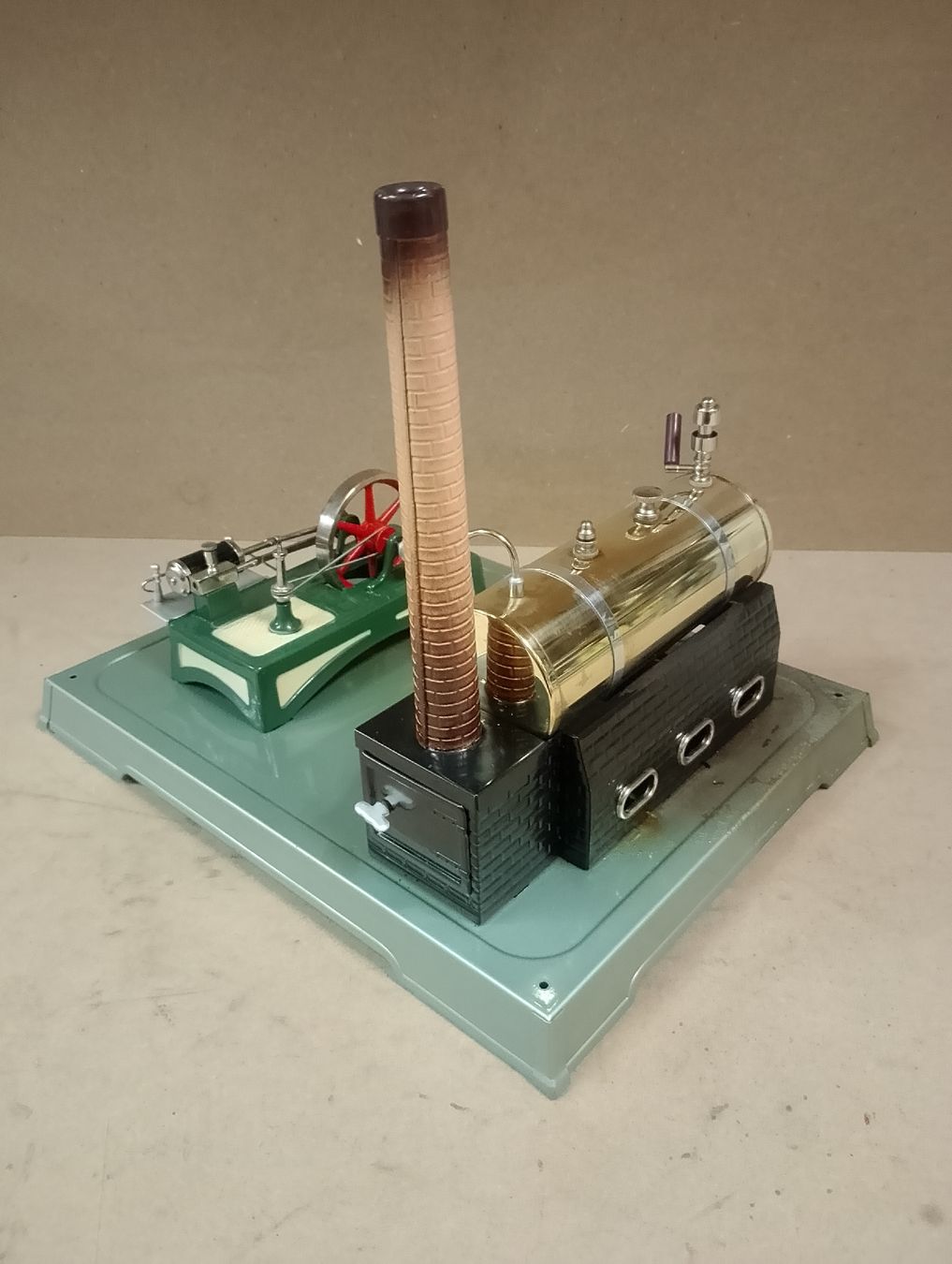 Kit di modellismo & Modellini statici: Dampfmaschine von Fleischmann 122/4 ca 1960 ???? – Usato da Safenwil venduto da dodgewc12 4