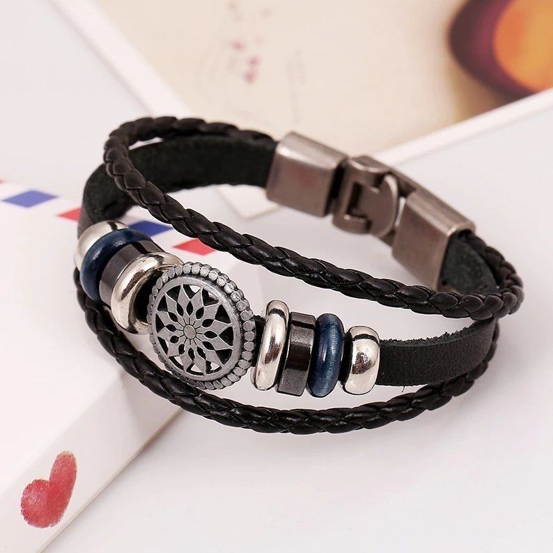 Bracciali & Braccialetti: Leder Herren-Armband – Nuovo e nell'imballaggio originale da Liestal venduto da OMAROSHOP 1