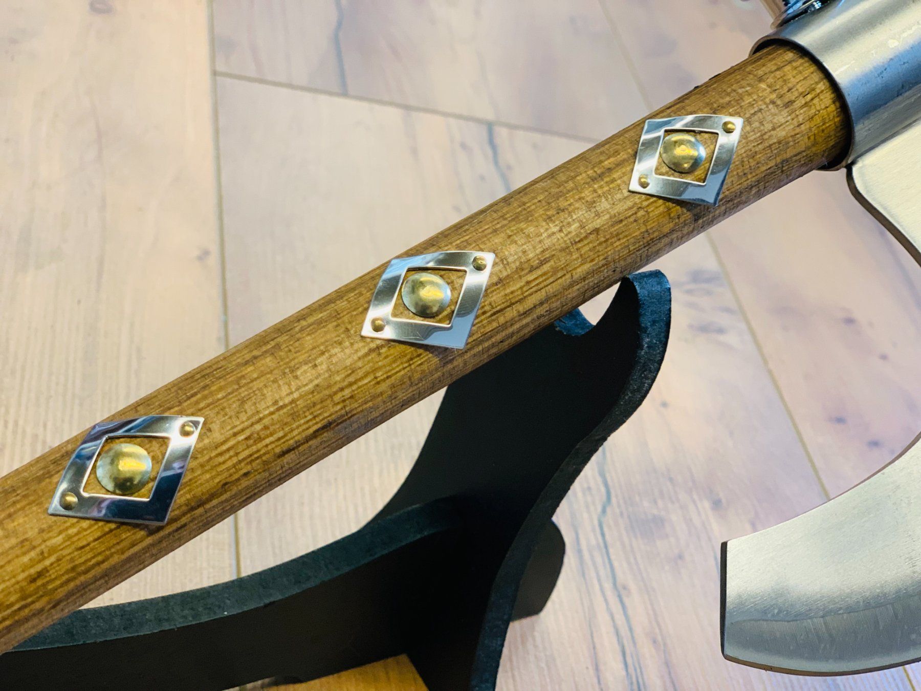Besteck: Indianer Messer AXT Friedenspfeife Häuptling Sitting 47cm – Neu und originalverpackt aus Bergdietikon von shopAgent 4