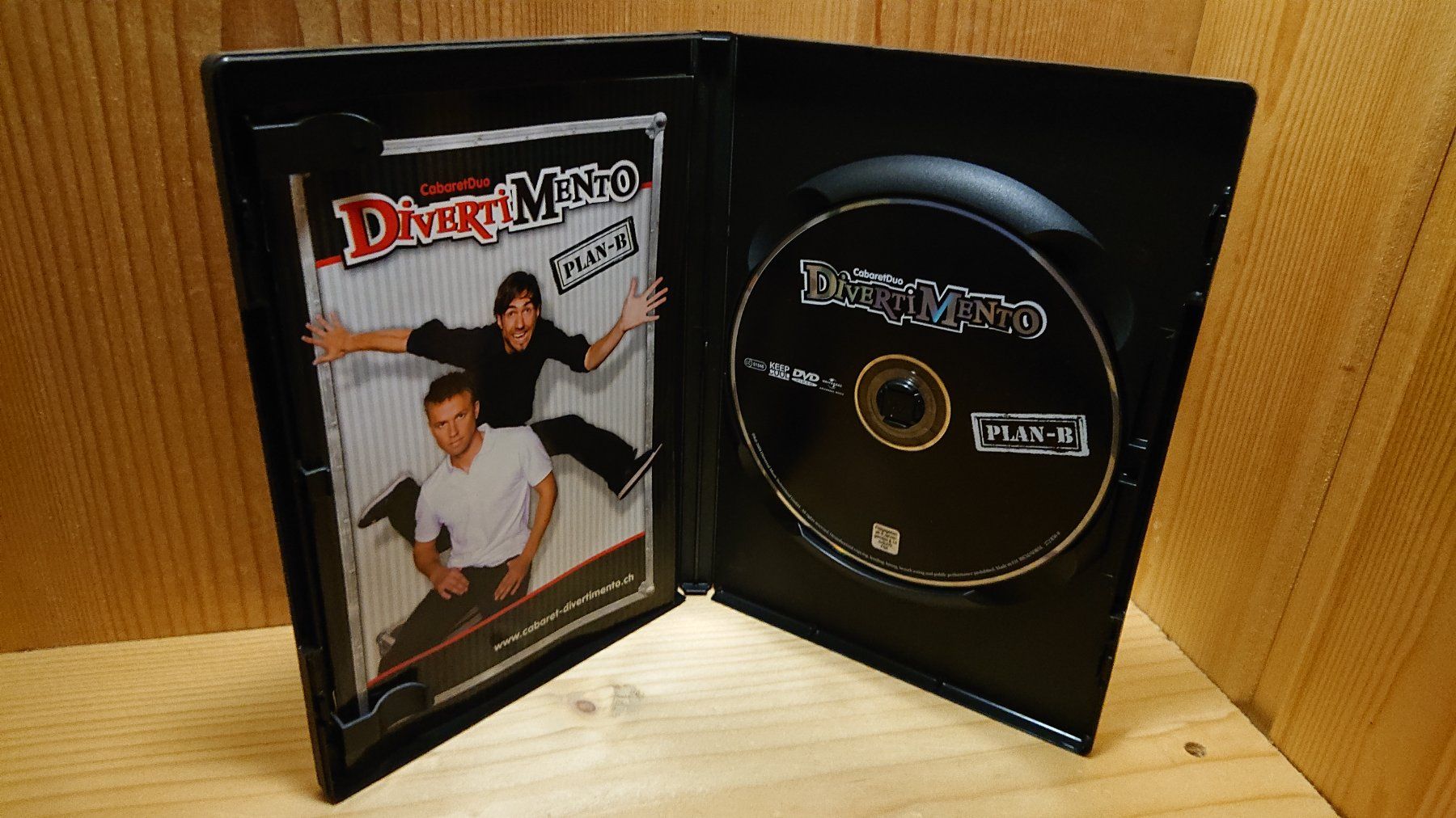 Tutti i DVDs: DIVERTIMENTO PLAN B auf DVD – Usato da Wilderswil venduto da Exebub 2