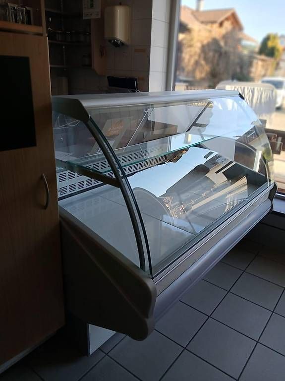 Frigoriferi: Tecnodom Kühlvitrine 220-240V – Usato da Schwanden im Emmental venduto da reskuehni 3
