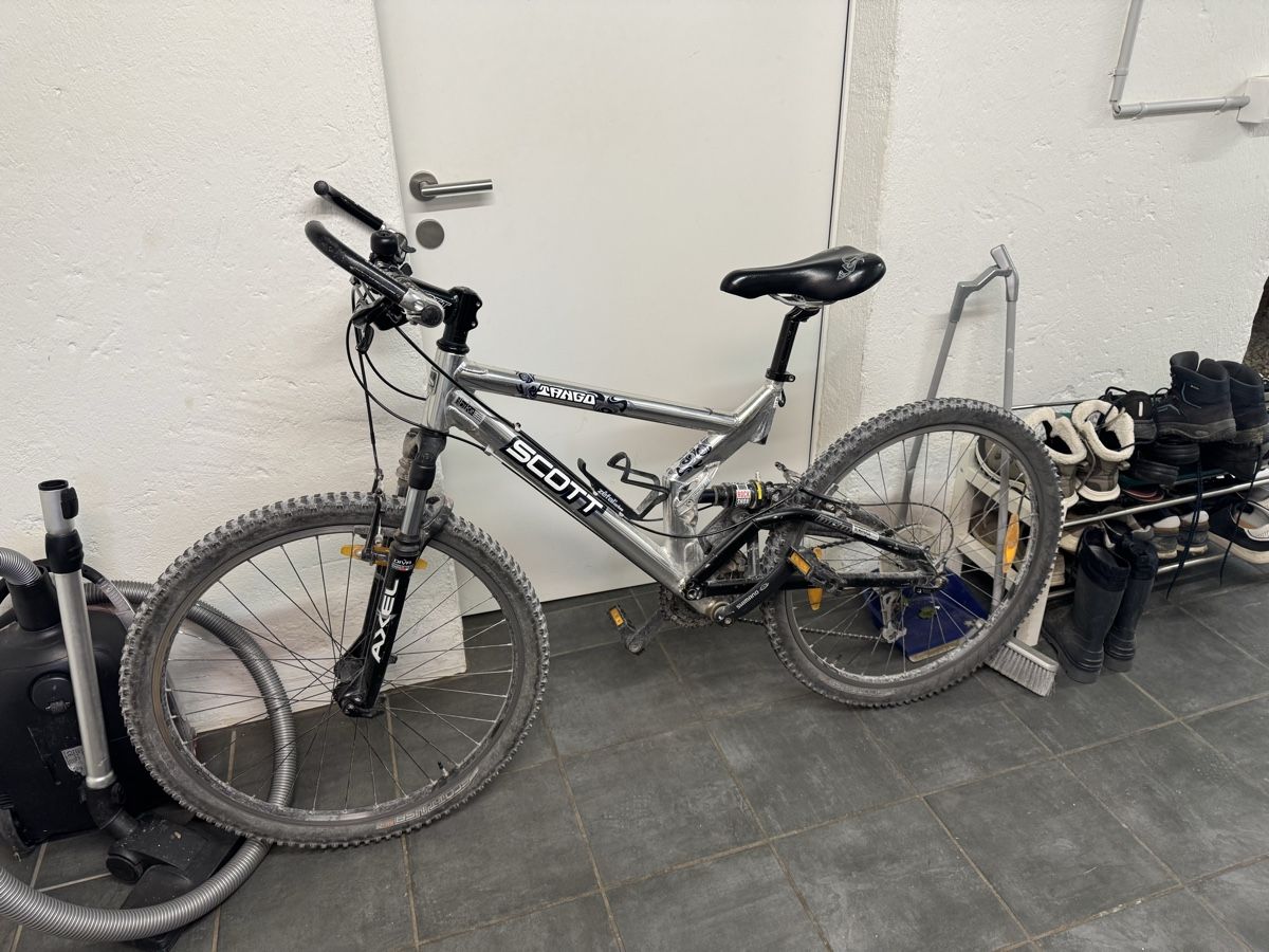 Scott Velos: Mountainbike Scott Tango – Gebraucht aus Wädenswil von src231995