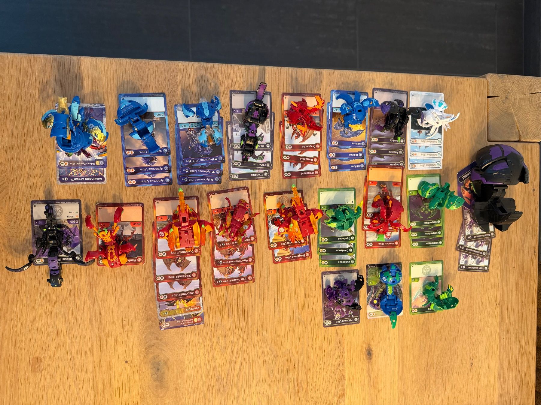Figurines: Bakugan 20 Stk mit Zubehör – D'occasion à Murten par bmn03