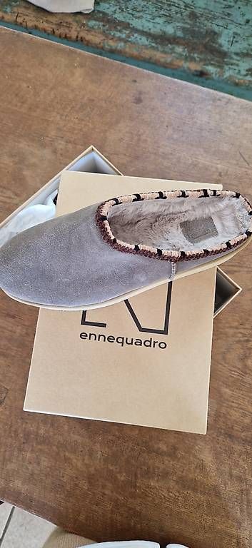 Scarpe da donna: SABOT CON PELO ENNEQUADRO  – Usato da Gentilino venduto da pet_p7fg