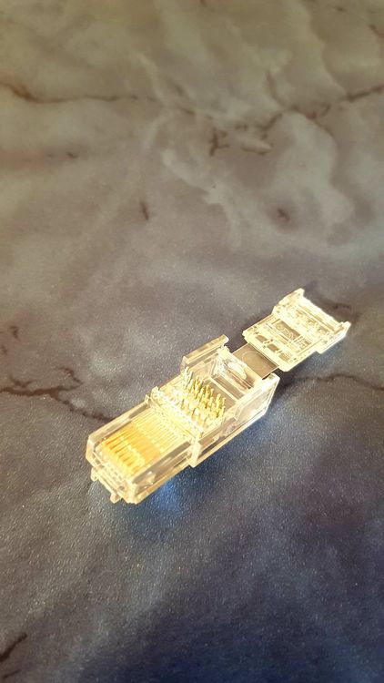 HUBBELL RJ45 Klapp (Neu und originalverpackt) in Courtaman für CHF 1 ...