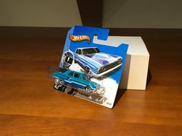 Ford Thunderbolt 1/64 Hot Wheels 2012 HW Showroom