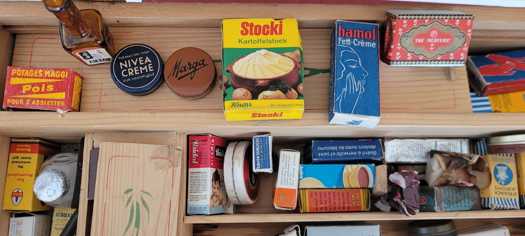 Spielzeuge: Coffret avec petites boîtes publicitaires – Gebraucht aus Rocourt von PapyCH 1