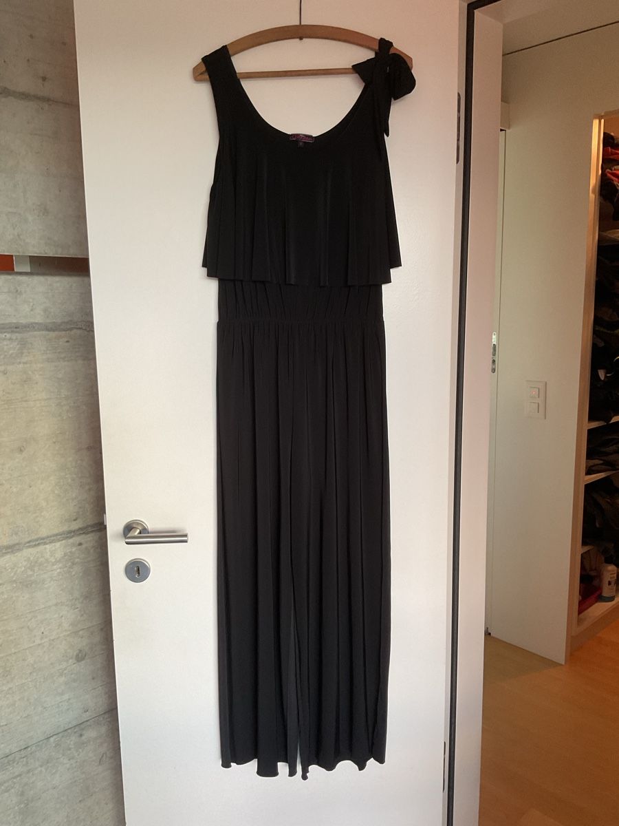 Jumpsuits: Jolie combinaison noire d'été - Taille 40 – Neu (gemäss Beschreibung) aus Villarepos von Sglobule