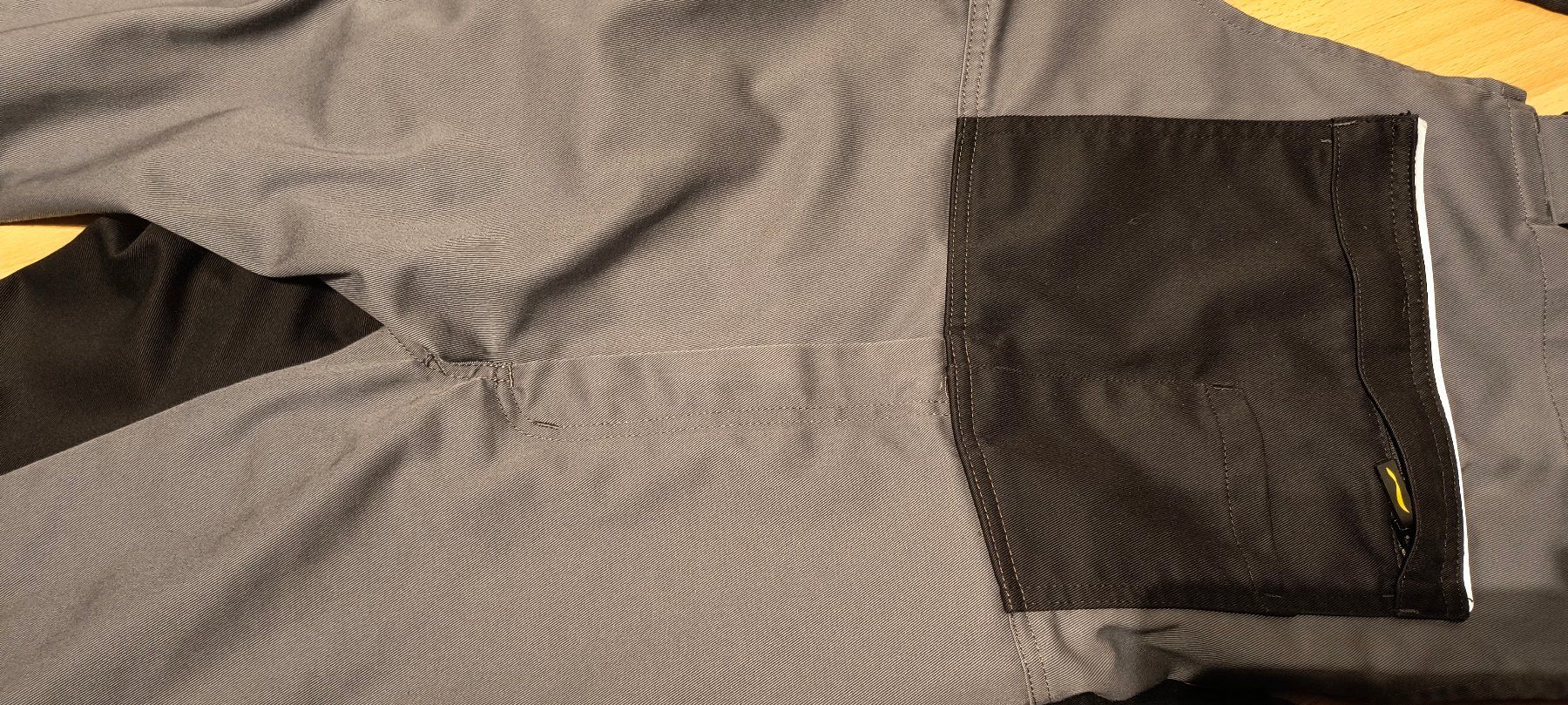 Wikland Pantaloni: Arbeitslatzhose Wikland – Usato da Wiedlisbach venduto da Leaf99 3