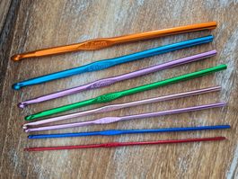 8er Set Aluminium Häkelnadeln 2 - 5.5mm